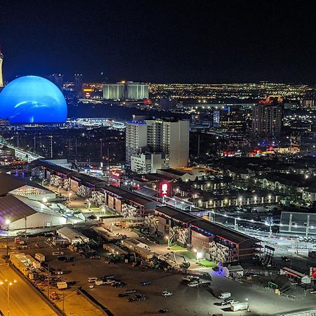 Penthouse Suite With Strip View At The Signature At Mgm Grand Лас-Вегас Экстерьер фото