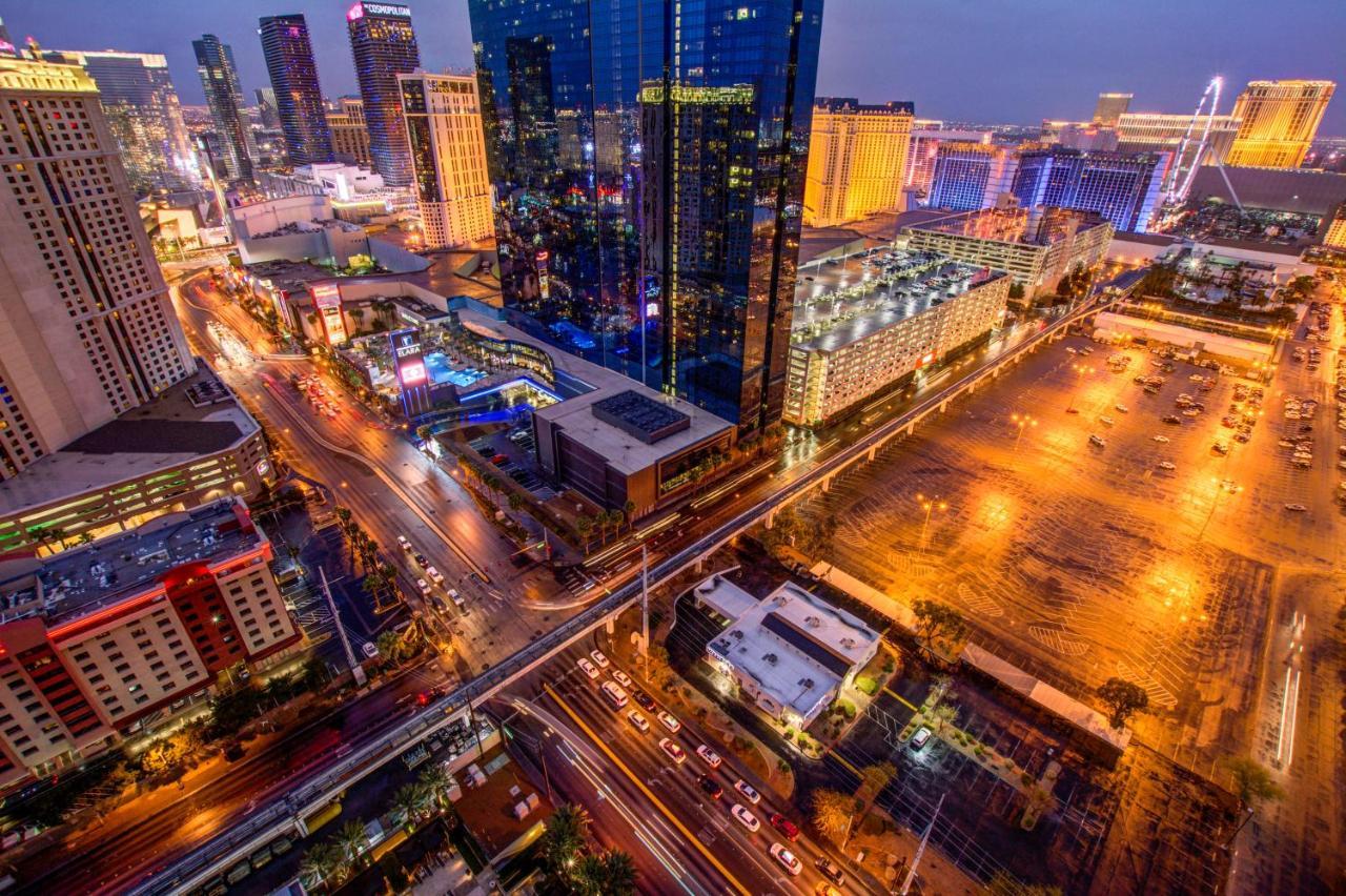 Penthouse Suite With Strip View At The Signature At Mgm Grand Лас-Вегас Экстерьер фото