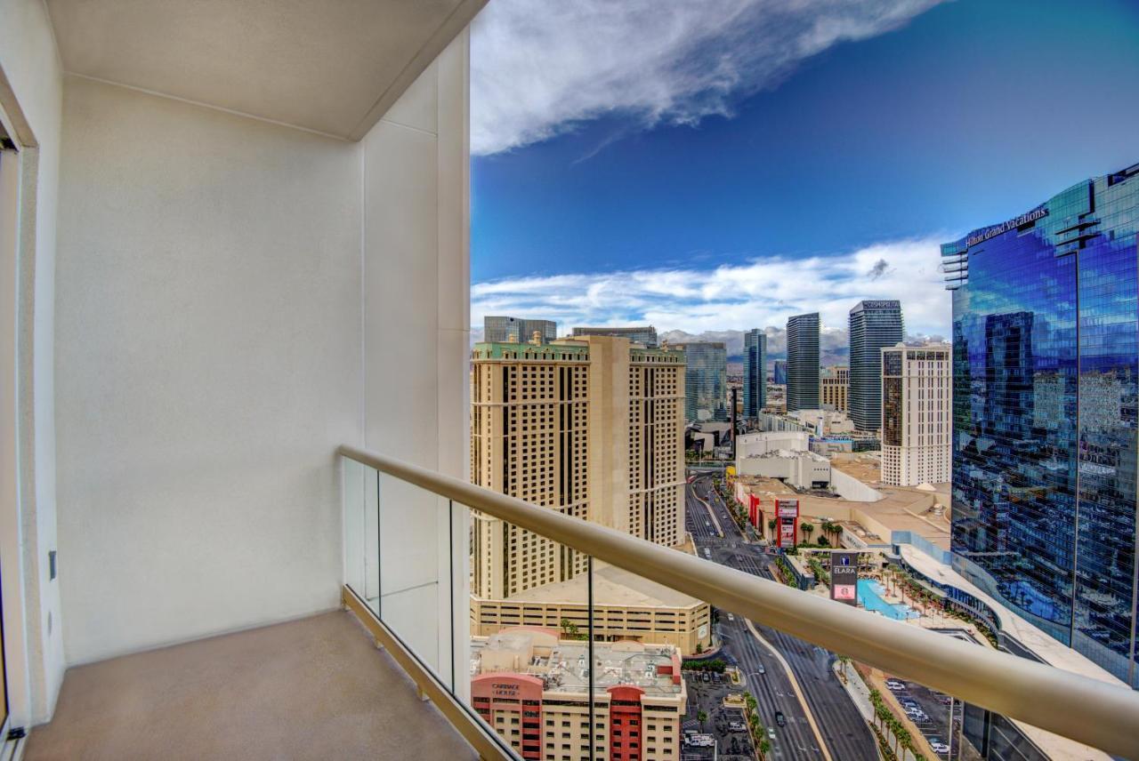 Penthouse Suite With Strip View At The Signature At Mgm Grand Лас-Вегас Экстерьер фото